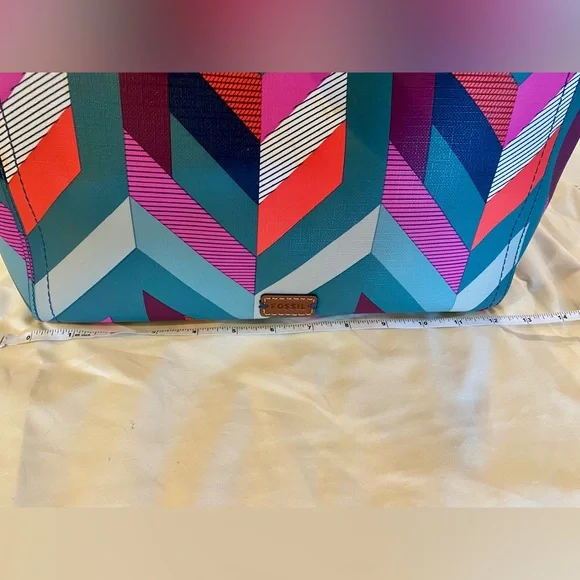 Fossil Tote - Picture 13 of 13